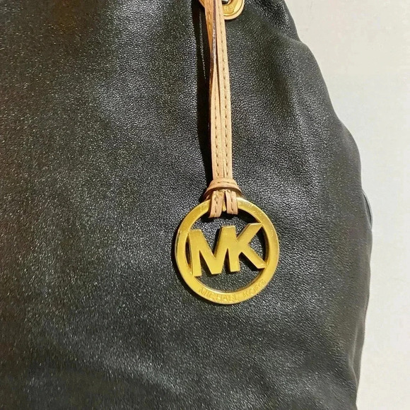 Michael kors Black leather shoulder handbag - Picture 7 of 8